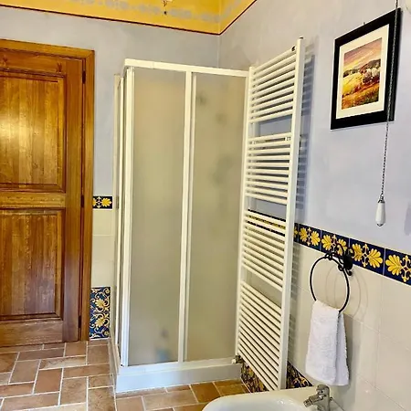 Διαμέρισμα Sambuco Di Sopra