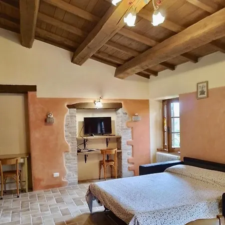 Sambuco Di Sopra Διαμέρισμα Fratticciola Selvatica