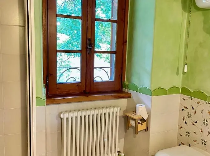 Sambuco Di Sopra * Fratticciola Selvatica